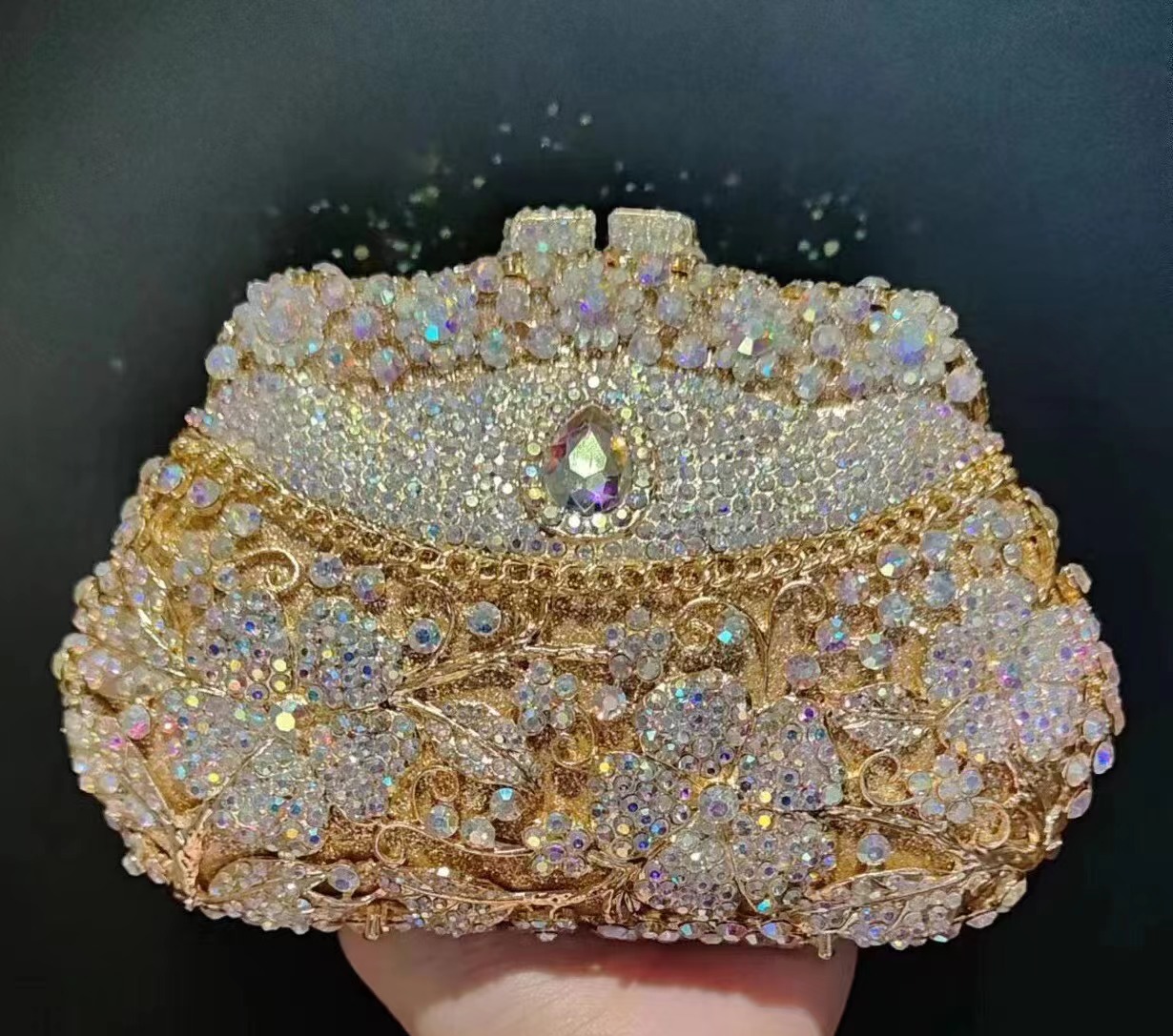 Wedding Vendor - Gold Metal Flower Diamond Evening Bag