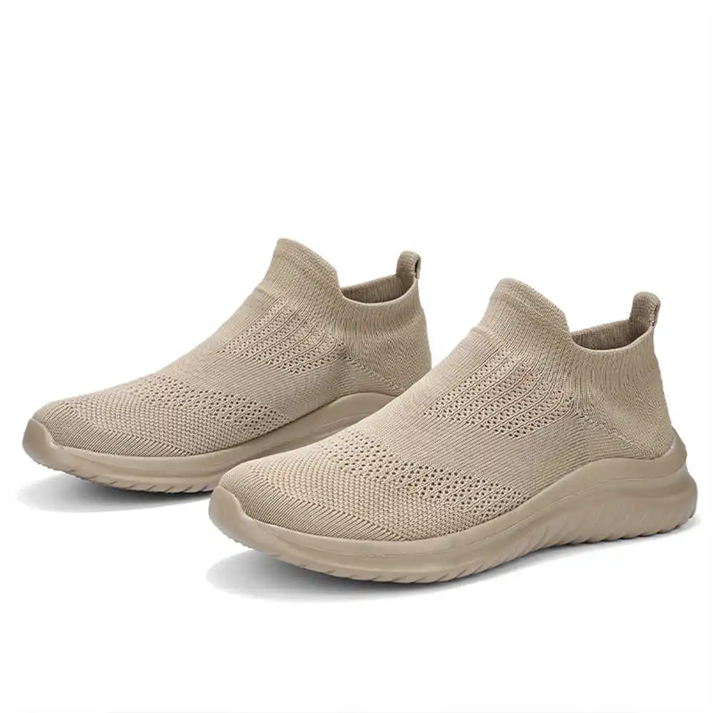 Beige Soft New Novelty Tennis  - Wedding Supply Resale recension och pris