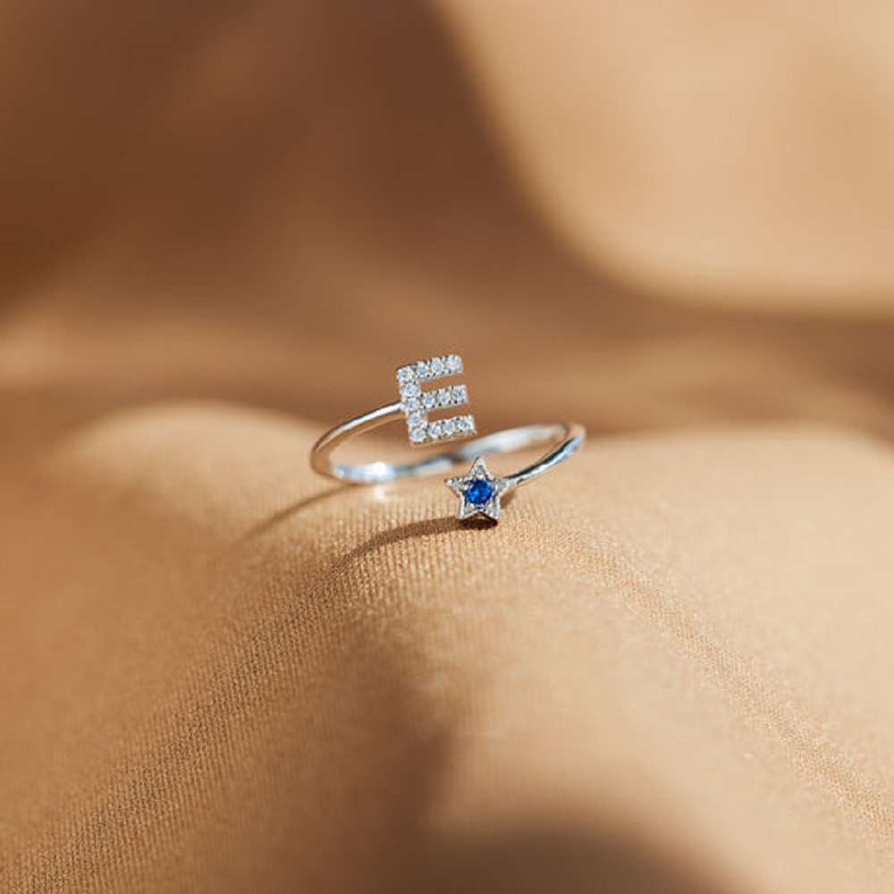 YOU WERE BORN TO SHINE INITIAL - Wedding Z recension och pris