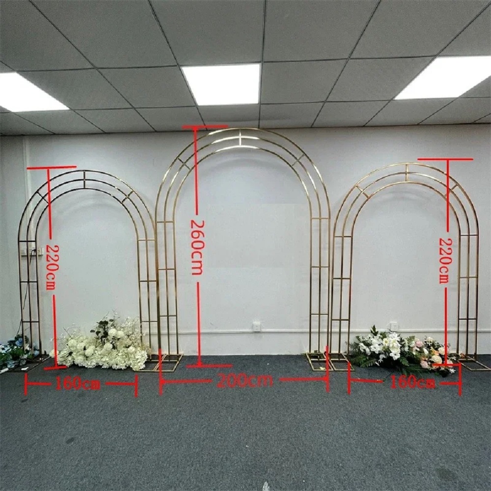 Metallic Gold Wedding Arch Sta - The Wedding Supply Store recension och pris