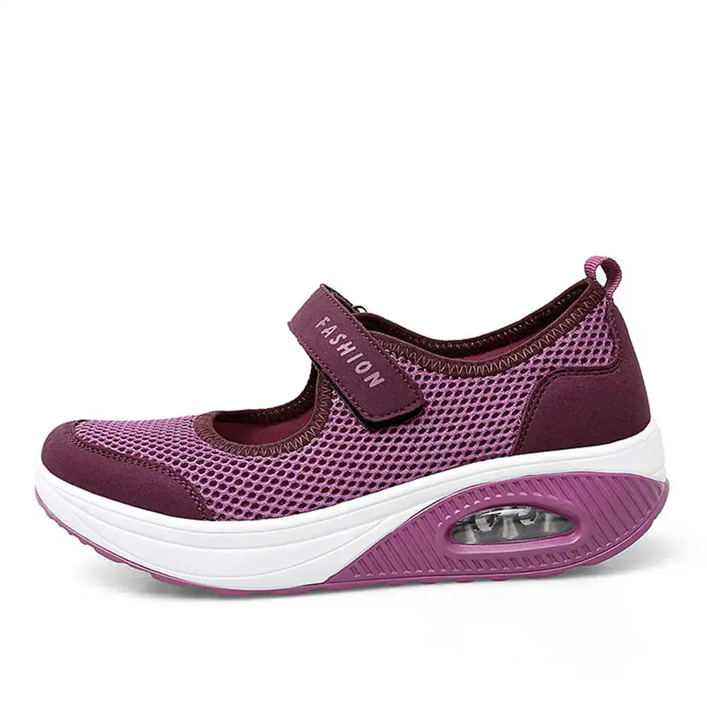 36-41 Demi-season Colored Snea - Wedding Supply Resale recension och pris